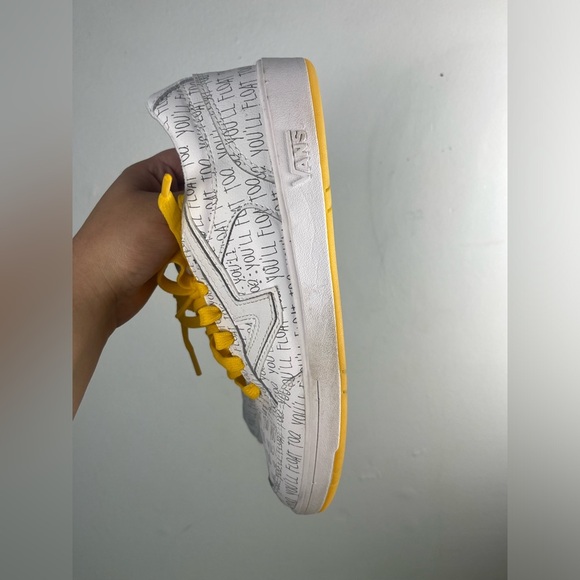 Vans Lowland ComfyCush Horror Pack It Pennywise men’s size 7.5 / women’s 9 - Picture 9 of 12